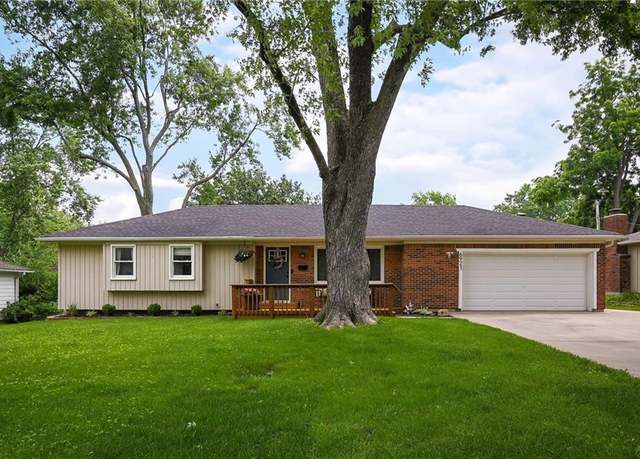 Property at 6921 Ballentine St, Shawnee, KS 66203, 3 beds, 2.5 baths