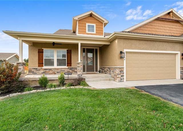 Property at 11734 S Deer Run St, Olathe, KS 66061, 4 beds, 3 baths