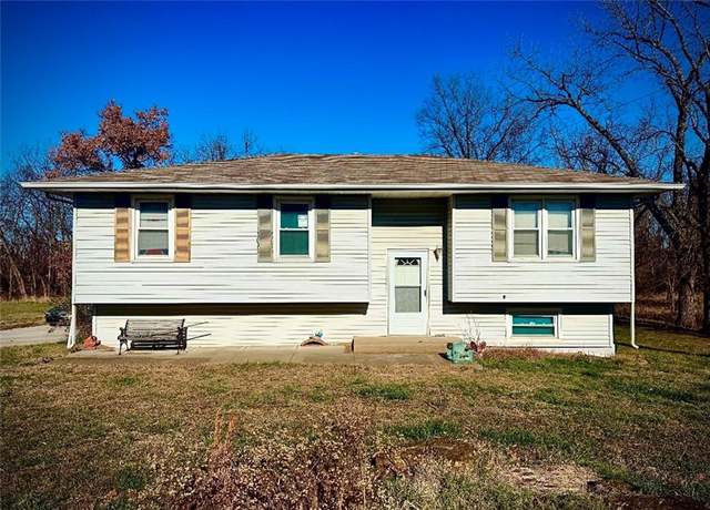 Property at 247 Old Highway 40 Hwy, Bates City, MO 64011, 3 beds, 1 bath