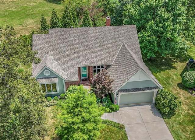 Property at 12409 Cambridge Cir, Leawood, KS 66209, 3 beds, 3 baths