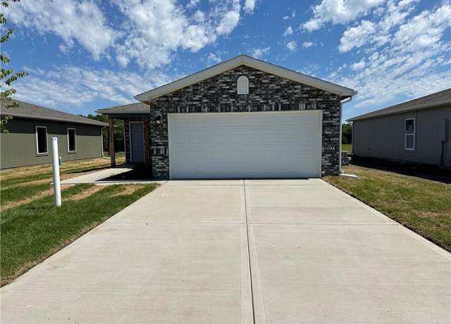 Property at 37781 W 208th Ter, Edgerton, KS 66021, 3 beds, 2 baths