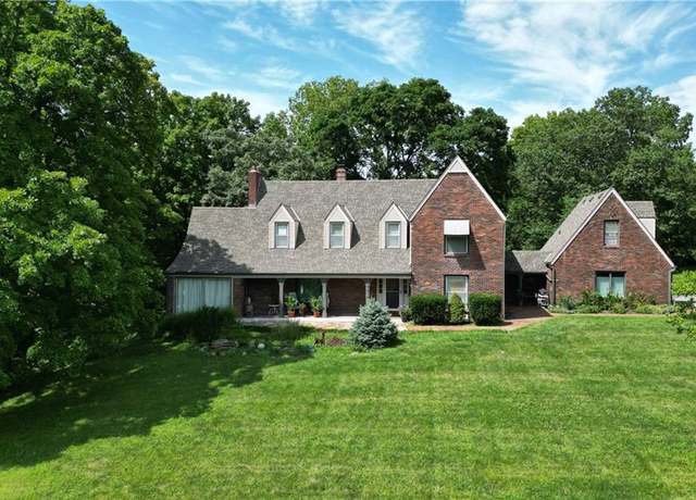 Property at 7612 E Gregory Blvd, Kansas City, MO 64133, 4 beds, 2.5 baths