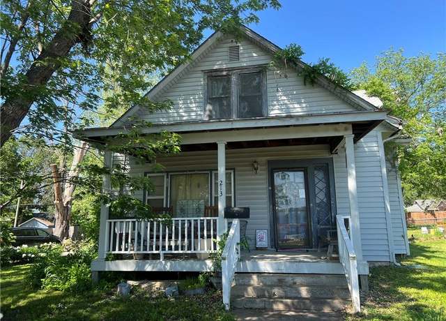 Property at 213 S Front St, Pleasant Hill, MO 64080, 4 beds, 2 baths