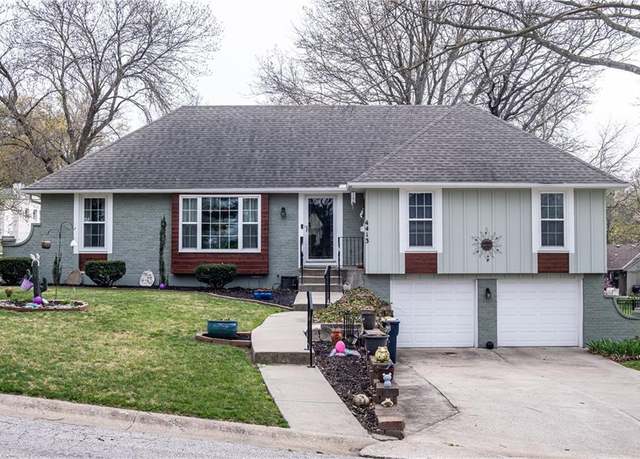 Property at 4413 E 107 St, Kansas City, MO 64137, 4 beds, 2.5 baths