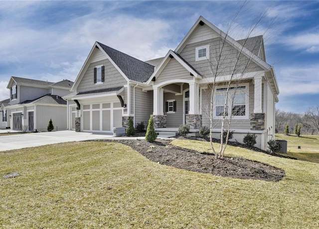 Property at 16921 Parkhill St, Overland Park, KS 66221, 4 beds, 4.5 baths