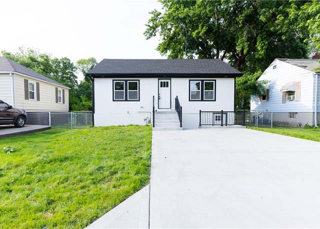 Property at 3312 Delavan Ave, Kansas City, KS 66104, 3 beds, 2 baths