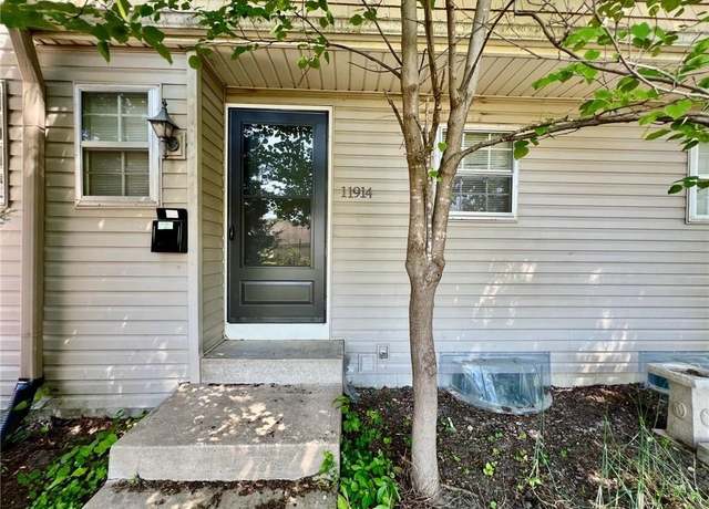 Property at 117 Melody Ln, Belton, MO 64012, 5 beds