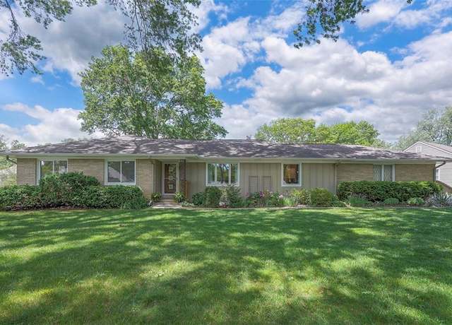 Property at 9730 El Monte St, Overland Park, KS 66207, 3 beds, 2.5 baths