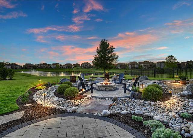 Property at 9854 Saddletop St, Lenexa, KS 66227, 5 beds, 4.5 baths
