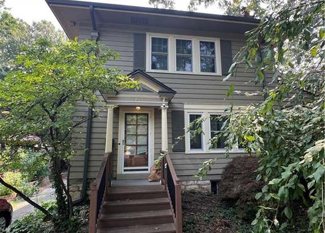 Property at 5617 Kenwood Ave, Kansas City, MO 64110, 3 beds, 1.5 baths