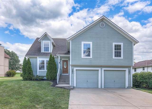 Property at 14611 Bristol Ave, Grandview, MO 64030, 4 beds, 2.5 baths