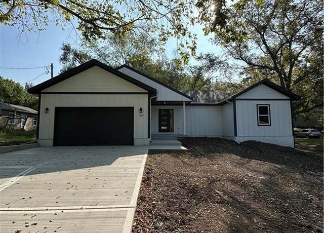 Property at 418 N Taylor St, Pleasant Hill, MO 64080, 3 beds, 2 baths