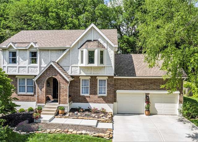 Property at 5208 NW 58th Ter, Kansas City, MO 64151, 4 beds, 3.5 baths