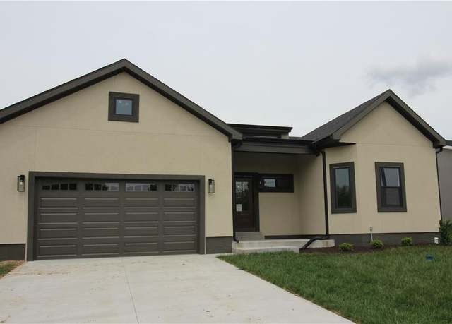 Property at 153 S Linn Valley Dr, Linn Valley, KS 66040, 3 beds, 2 baths