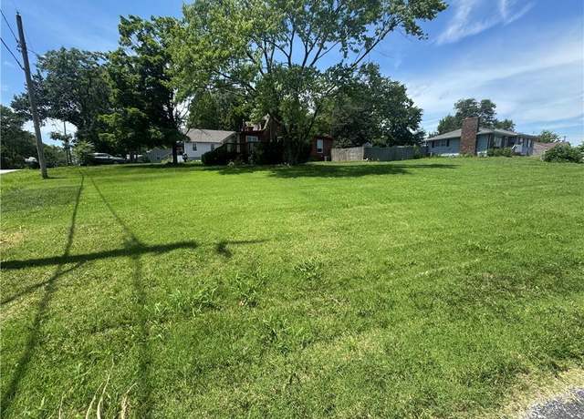 Property at Lindberg Dr, Kansas City, MO 64118