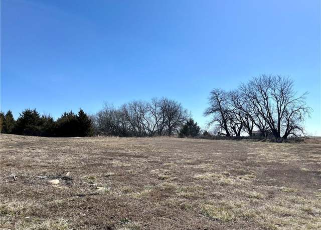 Property at 24910 W 106th Ct, Olathe, KS 66061