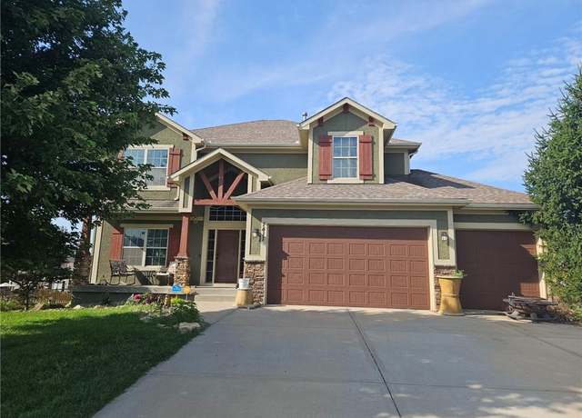 Property at 1411 NE 107th Ter, Kansas City, MO 64155, 5 beds, 4.5 baths