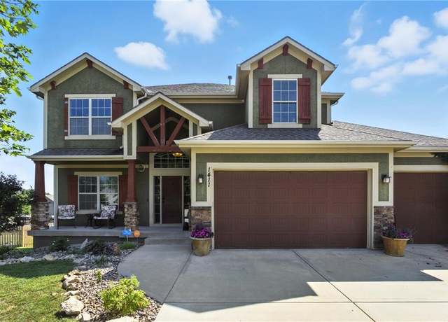 Property at 1411 NE 107th Ter, Kansas City, MO 64155, 5 beds, 4.5 baths