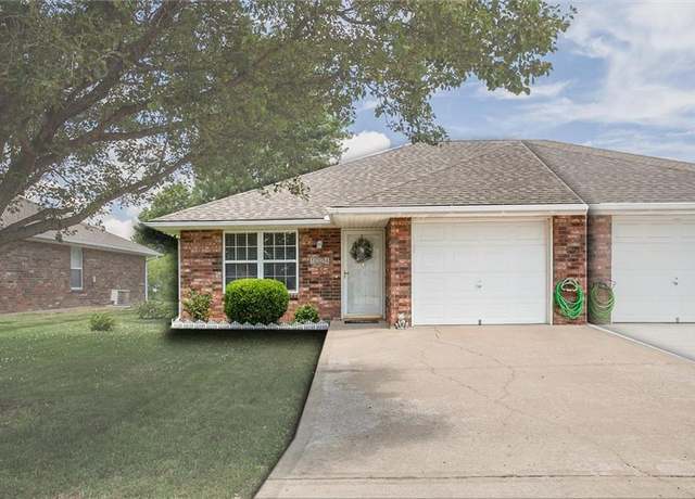 Property at 1024 Christie Ln, Grain Valley, MO 64029, 2 beds, 2 baths