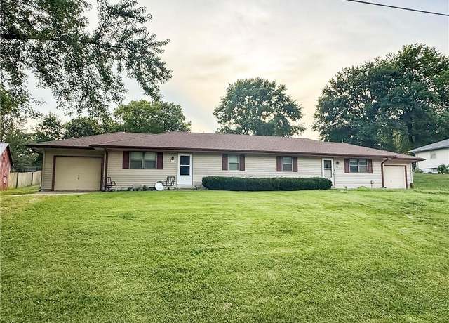 Property at 705-707 N Belt Ave, Edgerton, MO 64444, 4 beds