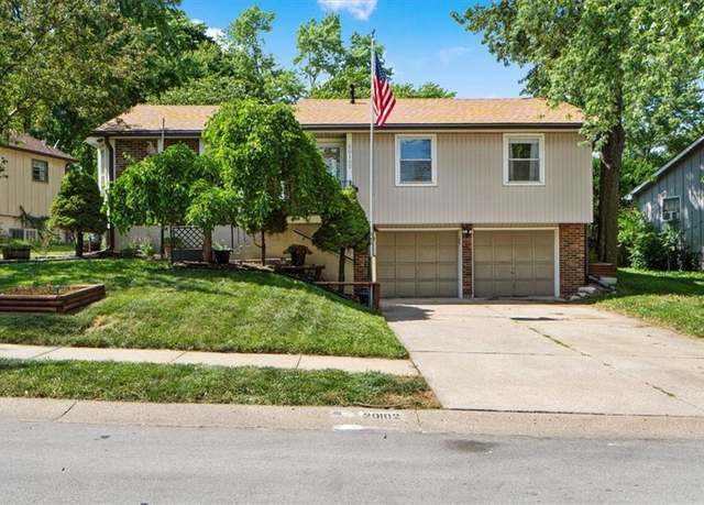 Property at 20102 E 14th St N, Independence, MO 64056, 3 beds, 1.5 baths