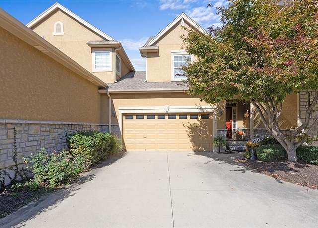 Property at 9807 Nieman Pl, Overland Park, KS 66214, 3 beds, 3.5 baths