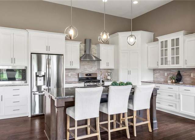 Property at 8756 Houston St, Lenexa, KS 66227, 4 beds, 3.5 baths