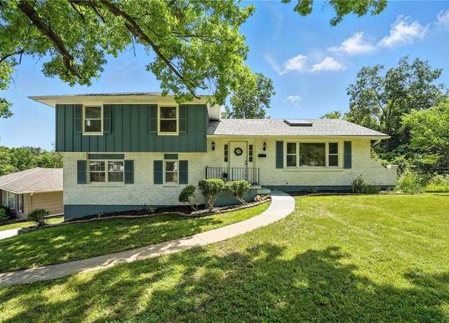 Property at 2903 E 107th Ter, Kansas City, MO 64137, 4 beds, 3 baths