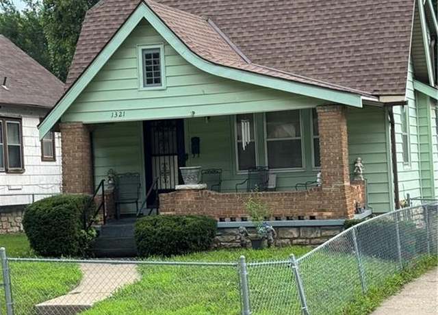 Property at 1321 E 59th Ter, Kansas City, MO 64110, 3 beds, 1 bath