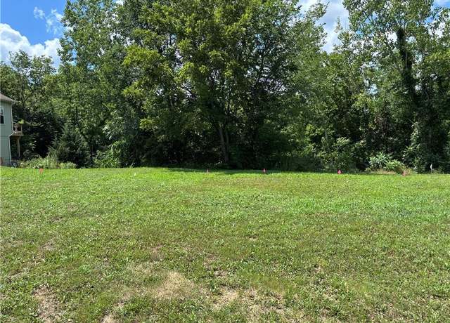 Property at 608 SW Joseph Cir, Grain Valley, MO 64029