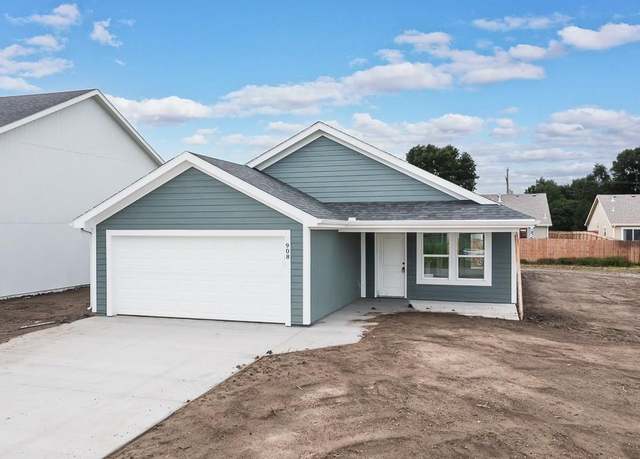 Property at 908 2nd St, Perry, KS 66073, 3 beds, 2 baths