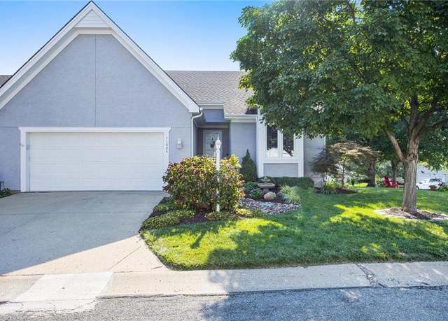 Property at 11024 W 98th St, Overland Park, KS 66214, 3 beds, 3 baths