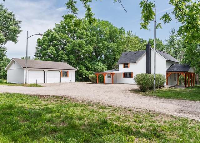 Property at 23852 Haigwood Rd, Tonganoxie, KS 66086, 3 beds, 2 baths