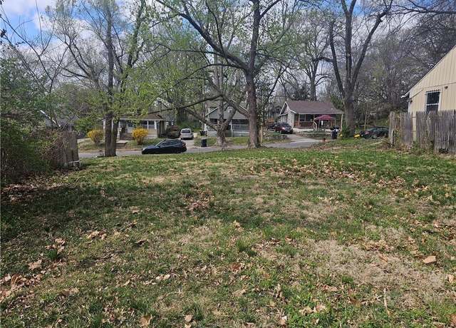 Property at 6737 Agnes Ave, Kansas City, MO 64132