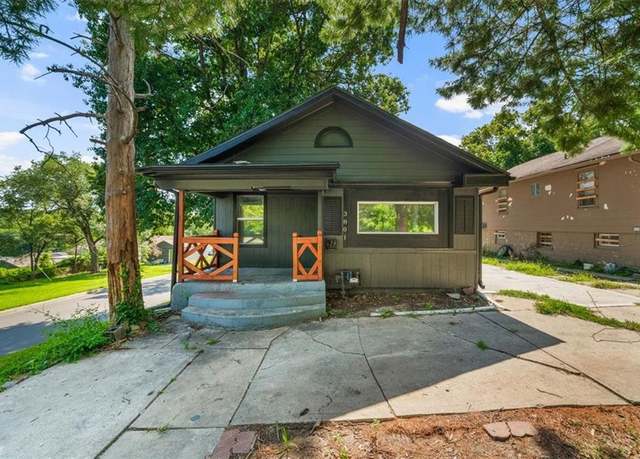 Property at 3801 Mersington Ave, Kansas City, MO 64128, 5 beds, 2.5 baths