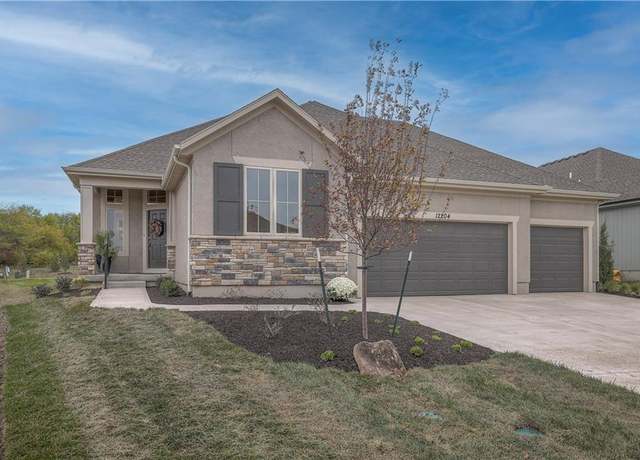 Property at 13809 Quigley St, Overland Park, KS 66221, 4 beds, 3 baths