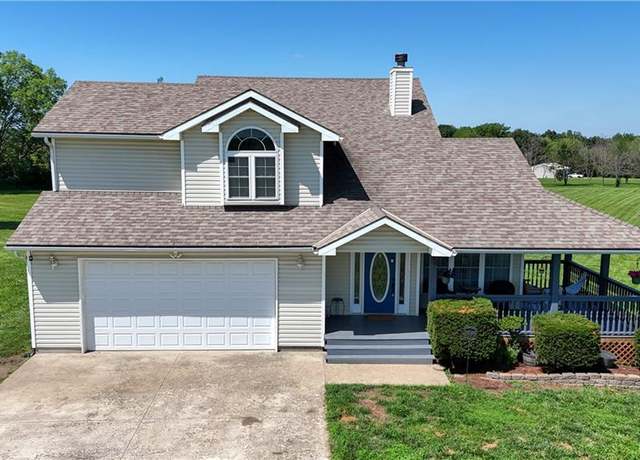 Property at 198 SE 455th Rd, Warrensburg, MO 64093, 4 beds, 2.5 baths