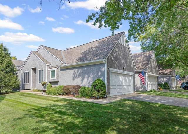 Property at 6718 W 126th Ct, Overland Park, KS 66209, 3 beds, 3 baths
