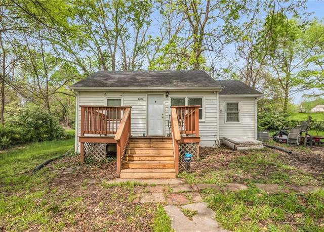 Property at 4016 N Askew Ave, Kansas City, MO 64117, 4 beds, 1.5 baths