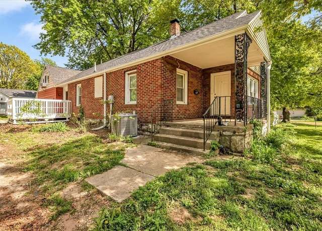 Property at 315 S Crane St S, Independence, MO 64050, 6 beds, 4 baths