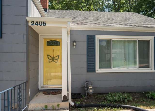 Property at 2405 NE 48th St, Kansas City, MO 64118, 2 beds, 1 bath