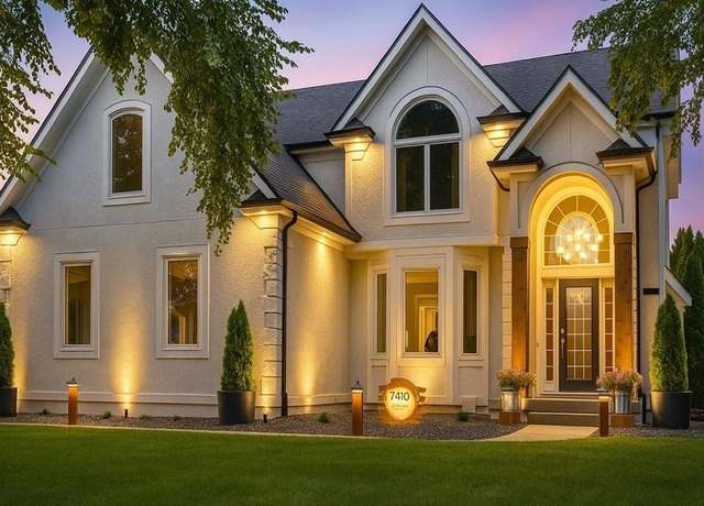 Property at 7410 NE 87th St, Kansas City, MO 64157, 4 beds, 3.5 baths