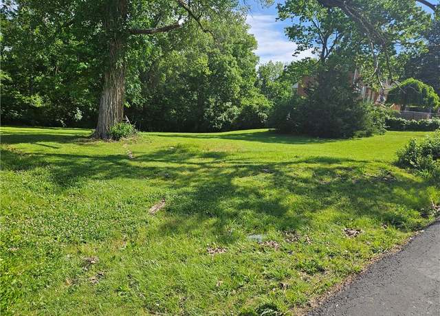 Property at NW 50th Ter, Northmoor, MO 64151