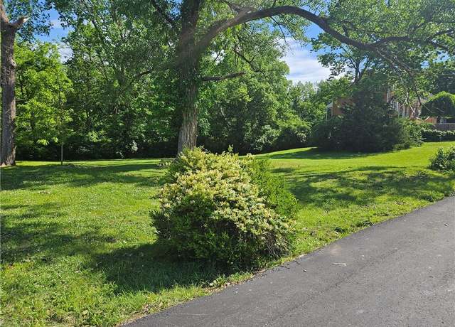 Property at NW 50th Ter, Northmoor, MO 64151