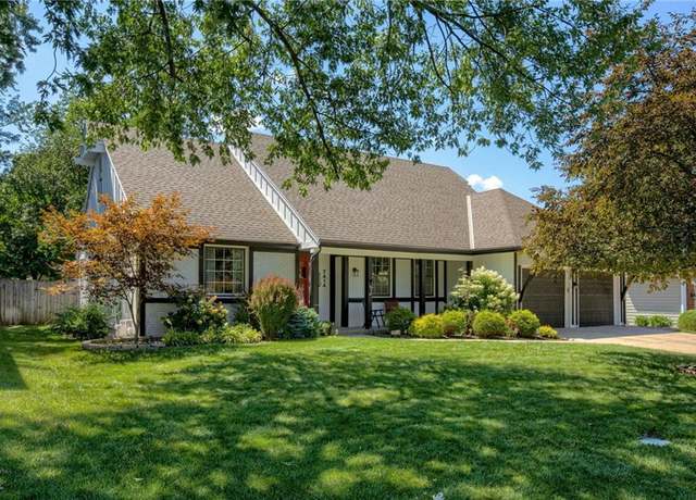 Property at 7414 Halsey St, Shawnee, KS 66216, 3 beds, 2 baths