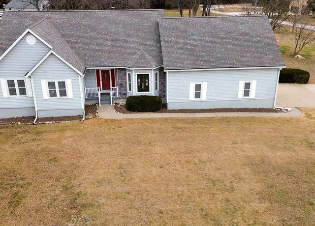Property at 14813 Dawson Rd, Warsaw, MO 65355, 3 beds, 3.5 baths