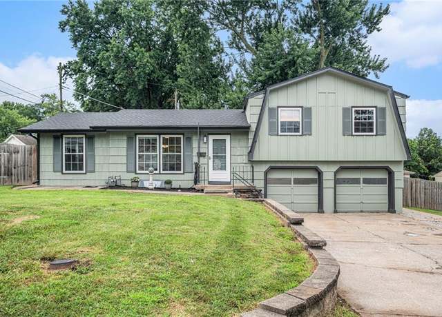 Property at 1603 NE 63rd St, Gladstone, MO 64118, 3 beds, 1 bath