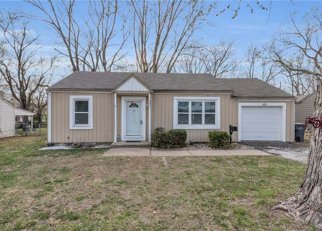 Property at 307 S Church St, Olathe, KS 66061, 2 beds, 1 bath