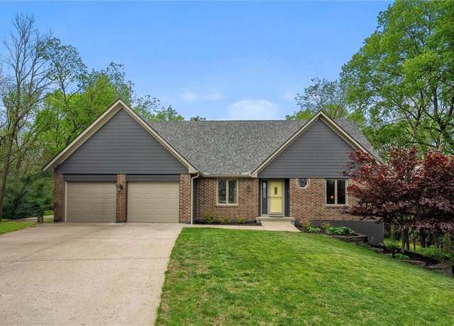 Property at 1161 SW Kimstin Ct, Blue Springs, MO 64015, 5 beds, 3.5 baths