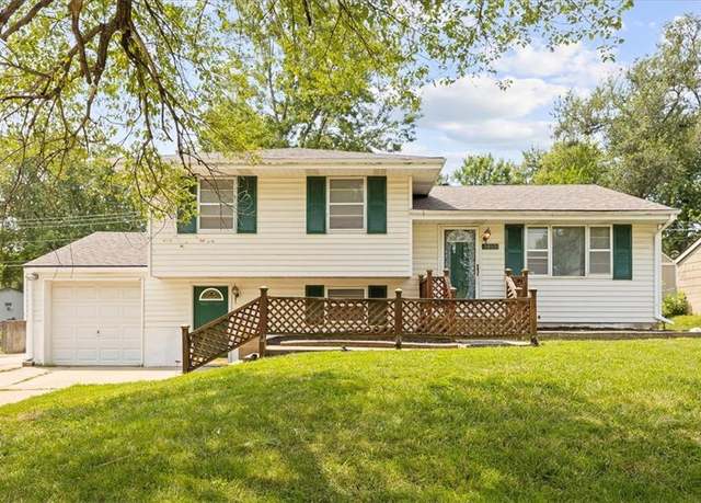 Property at 7817 NE 56th St, Kansas City, MO 64119, 3 beds, 1 bath